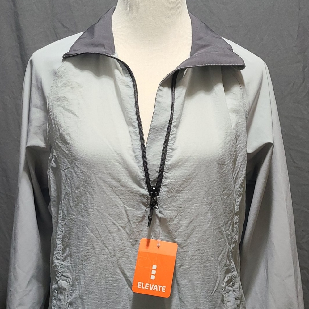 NWT 🏃‍♀Elevate weatherproof pullover jacket